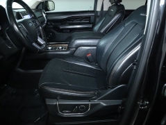 Used 2020  Ford Expedition Max 4d SUV 4WD Platinum at Drive Now Westlake near Westlake, OH