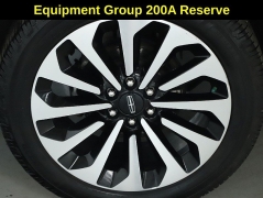 Used 2022  Lincoln Navigator Reserve 4x4 at Drive Now Westlake near Westlake&comma; OH