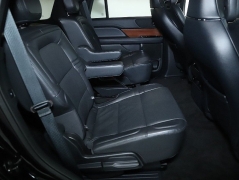 Used 2022  Lincoln Navigator Reserve 4x4 at Drive Now Westlake near Westlake&comma; OH