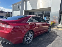 Used 2018 Lincoln MKZ 4d Sedan FWD Premiere at Drive Now Westlake near Westlake, OH