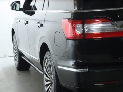 Used 2018 Lincoln Navigator 4d SUV 4WD Reserve at Drive Now Westlake near Westlake, OH