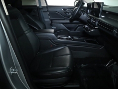 Used 2024  Lincoln Corsair Premiere FWD at Drive Now Westlake near Westlake&comma; OH