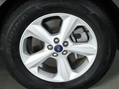 Used 2021 Ford Edge SE FWD at DriveNow Mayfield near Mayfield Heights, OH