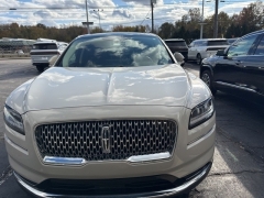 Used 2022  Lincoln Nautilus Reserve AWD at DriveNow Mayfield near Mayfield Heights, OH