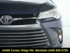 Used 2017  Toyota Camry Auto &lpar;Natl&rpar; at Drive Now Westlake near Westlake&comma; OH