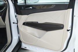 Used 2017 Lincoln MKC 4d SUV AWD Reserve at DriveNow Mayfield near Mayfield Heights, OH