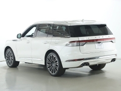Used 2023  Lincoln Aviator Black Label AWD at Drive Now Westlake near Westlake&comma; OH