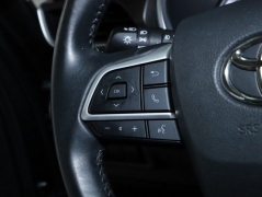 Used 2023  Toyota Highlander L AWD at Drive Now Westlake near Westlake, OH