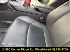 Used 2022  Toyota Venza XLE AWD &lpar;Natl&rpar; at Drive Now Westlake near Westlake&comma; OH