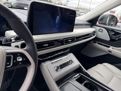 Used 2025  Lincoln Aviator Reserve AWD at DriveNow Mayfield near Mayfield Heights&comma; OH