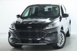 Used 2020 Ford Escape 4d SUV AWD SE at Drive Now Westlake near Westlake, OH