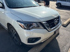 Used 2017 Nissan Pathfinder 4x4 Platinum at DriveNow Mayfield near Mayfield Heights, OH