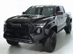 Used 2025 Toyota Tacoma Hybrid 4WD TRD Pro Double Cab 5ft Bed AT at Drive Now Westlake near Westlake, OH