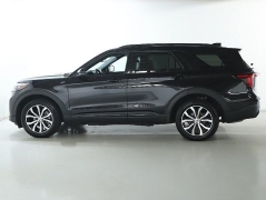 Used 2025  Ford Explorer ST-Line 4WD at Drive Now Westlake near Westlake&comma; OH