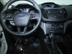 Used 2018  Ford Escape SE 4WD at Drive Now Westlake near Westlake&comma; OH