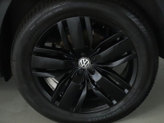 Used 2018  Volkswagen Atlas 3&period;6L V6 SEL Premium 4MOTION at Drive Now Westlake near Westlake&comma; OH
