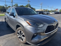 Used 2023 Toyota Highlander L AWD at Drive Now Westlake near Westlake, OH