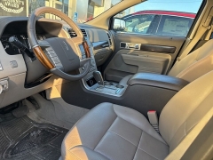 Used 2007  Lincoln MKX AWD 4dr at Drive Now Westlake near Westlake&comma; OH