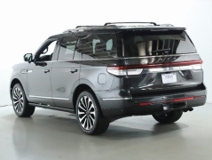 Used 2023  Lincoln Navigator Reserve 4x4 at Drive Now Westlake near Westlake, OH