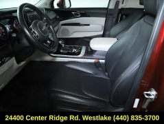 Used 2022  Kia Carnival EX FWD at Drive Now Westlake near Westlake&comma; OH