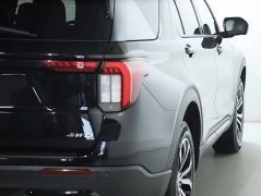 Used 2025  Ford Explorer ST-Line 4WD at Drive Now Westlake near Westlake&comma; OH