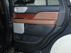 Used 2024  Lincoln Navigator Reserve 4x4 at DriveNow Mayfield near Mayfield Heights&comma; OH