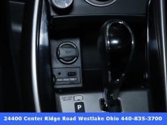 Used 2013  Hyundai Elantra 4dr Sdn Auto Limited (Ulsan Plant) at Drive Now Westlake near Westlake, OH
