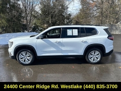 Used 2024  GMC Acadia FWD 4dr Elevation at DriveNow Mayfield near Mayfield Heights&comma; OH