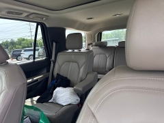 Used 2021  Ford Expedition Limited 4x4 at Drive Now Westlake near Westlake&comma; OH