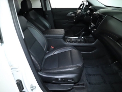 Used 2020  Chevrolet Traverse 4d SUV FWD RS at Drive Now Westlake near Westlake&comma; OH