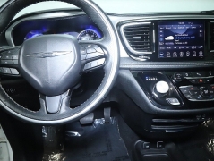 Used 2019  Chrysler Pacifica Limited FWD at DriveNow Mayfield near Mayfield Heights&comma; OH