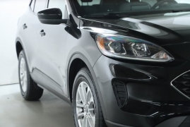 Used 2020 Ford Escape 4d SUV AWD SE at Drive Now Westlake near Westlake, OH