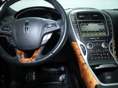 Used 2017 Lincoln MKX 4d SUV AWD Reserve 3.7L at DriveNow Mayfield near Mayfield Heights, OH