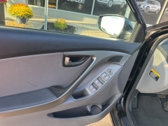 Used 2013 Hyundai Elantra 4dr Sdn Auto Limited (Ulsan Plant) at Drive Now Westlake near Westlake, OH
