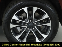 Used 2021  Jeep Grand Cherokee L Overland 4x4 at Drive Now Westlake near Westlake&comma; OH