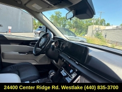 Used 2022  Kia Carnival EX FWD at DriveNow Mayfield near Mayfield Heights&comma; OH