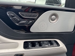 Used 2025  Lincoln Aviator Reserve AWD at DriveNow Mayfield near Mayfield Heights&comma; OH