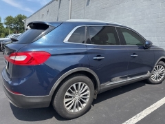 Used 2017 Lincoln MKX 4d SUV FWD Select 3.7L at Drive Now Westlake near Westlake, OH