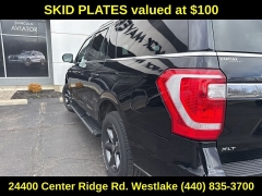 Used 2020  Ford Expedition Max 4d SUV 4WD XLT at Drive Now Westlake near Westlake&comma; OH