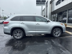 Used 2018 Toyota Highlander V6 AWD (Natl) at DriveNow Mayfield near Mayfield Heights, OH