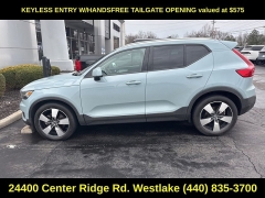 Used 2019  Volvo XC40 4d SUV AWD T5 Momentum at DriveNow Mayfield near Mayfield Heights&comma; OH