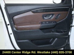 Used 2024  Honda Pilot Elite AWD at Drive Now Westlake near Westlake&comma; OH