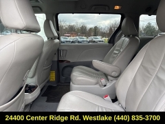 Used 2014  Toyota Sienna 5dr 7-Pass Van V6 AWD &lpar;Natl&rpar; at Drive Now Westlake near Westlake&comma; OH