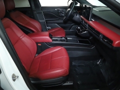 Used 2024  Lincoln Corsair Reserve AWD at DriveNow Mayfield near Mayfield Heights&comma; OH