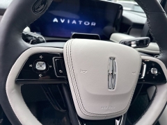 Used 2025  Lincoln Aviator Reserve AWD at DriveNow Mayfield near Mayfield Heights&comma; OH