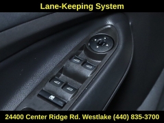 Used 2018  Ford Escape SE 4WD at Drive Now Westlake near Westlake&comma; OH