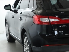 Used 2017 Lincoln MKX 4d SUV AWD Reserve 3.7L at DriveNow Mayfield near Mayfield Heights, OH