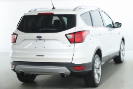 Used 2019 Ford Escape 4d SUV 4WD Titanium at Drive Now Westlake near Westlake, OH
