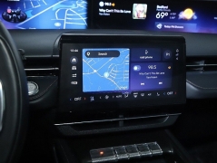 Used 2025  Lincoln Nautilus Reserve AWD at Drive Now Westlake near Westlake&comma; OH
