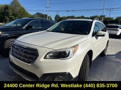 Used 2017  Subaru Outback 4d SUV 2&period;5i Limited at Drive Now Westlake near Westlake&comma; OH